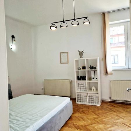 Olv Nomad Apartment Cluj-Napoca Esterno foto